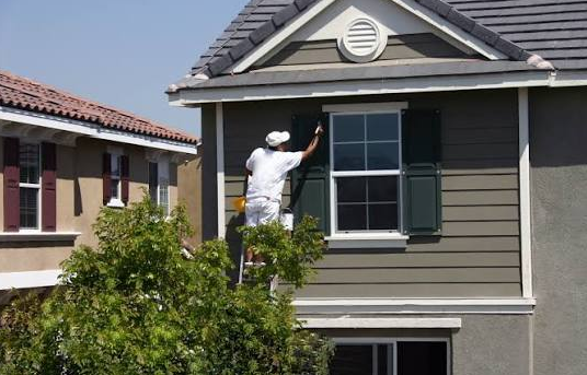 Exterior Painting in Sammamish: Plateau-Proof Paint